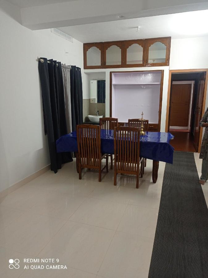 Appartement Fab House à Thekkady Extérieur photo